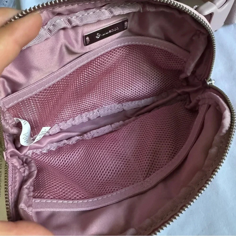 ๐๐ OG Lululemon Everywhere Belt Bag - Pink Taupe - Picture 4 of 9